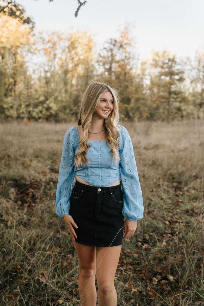senior photos at Dorris Ranch in Springfield, oregon